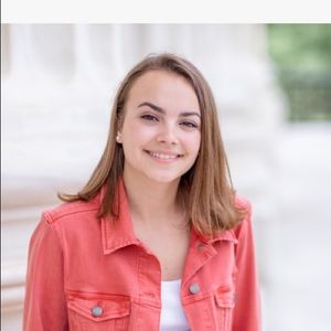 Meet your Posher, Avery